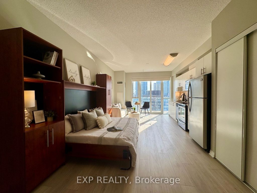 Photo of 25 Cole Street #917, Toronto, ON M5A 4M3 (MLS # C13051078)