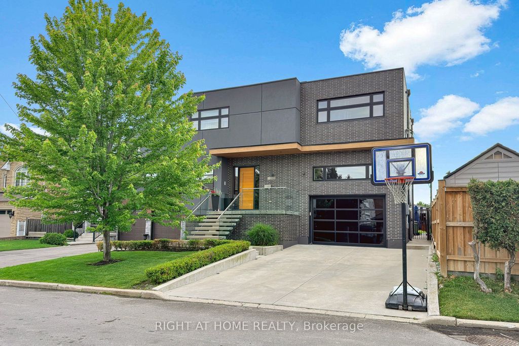 Photo of 2931 Lansdowne Avenue, Toronto, ON M6B 3X3 (MLS # W13484724)