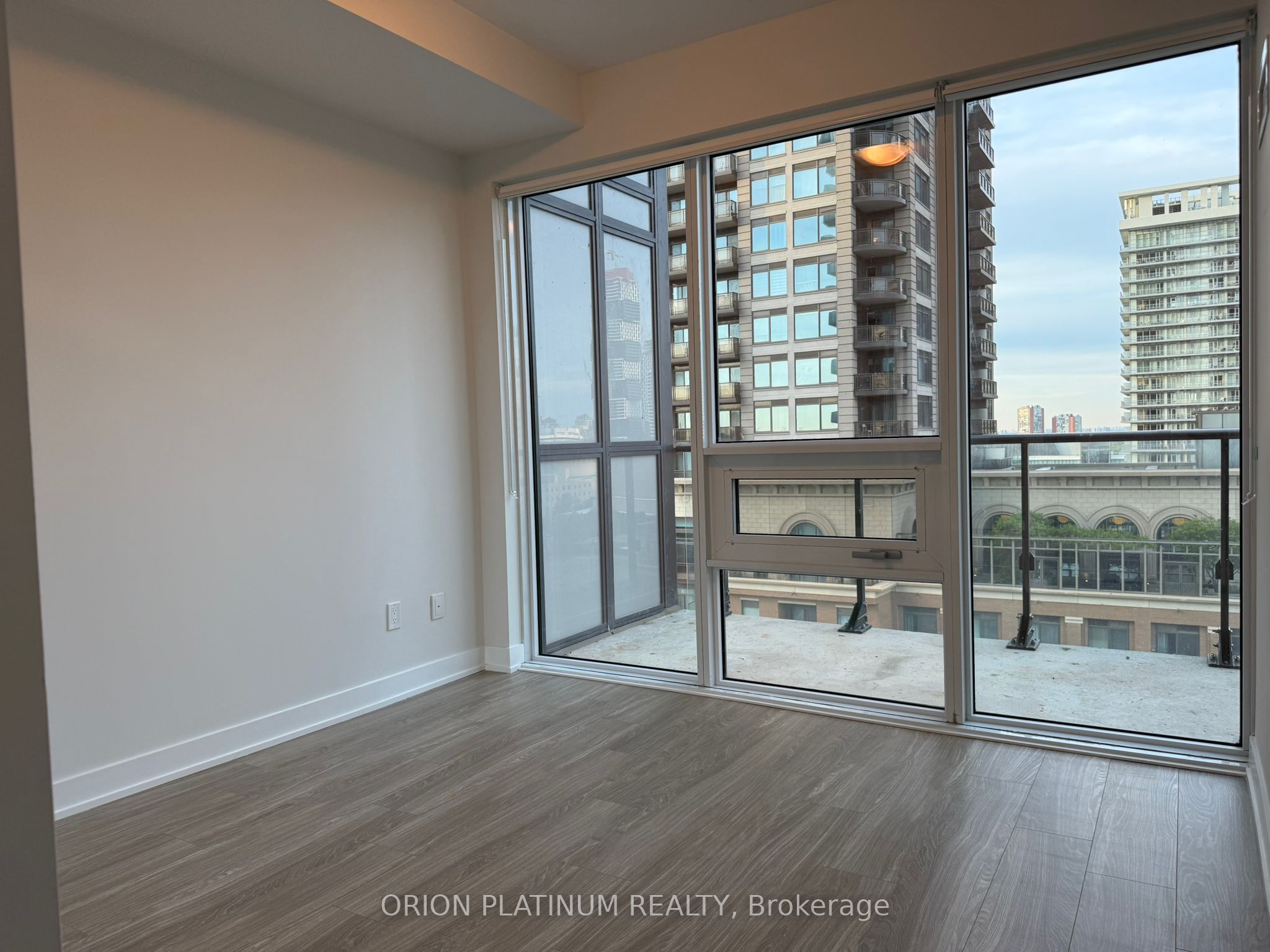 430 Square One Drive 904