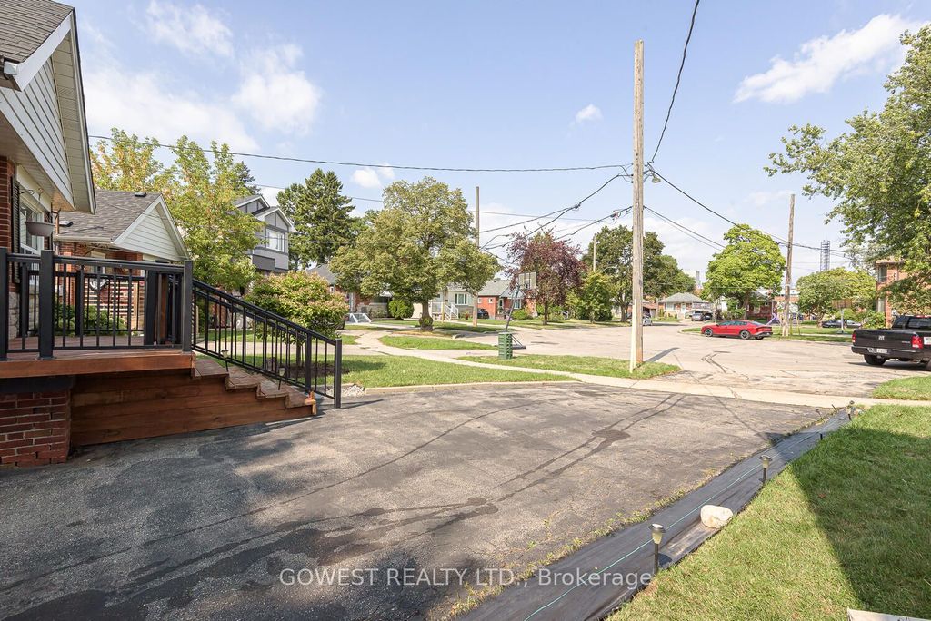 Photo of 1 Fairbourne Crescent, Toronto, ON M1L 3M6 (MLS # E12387700)