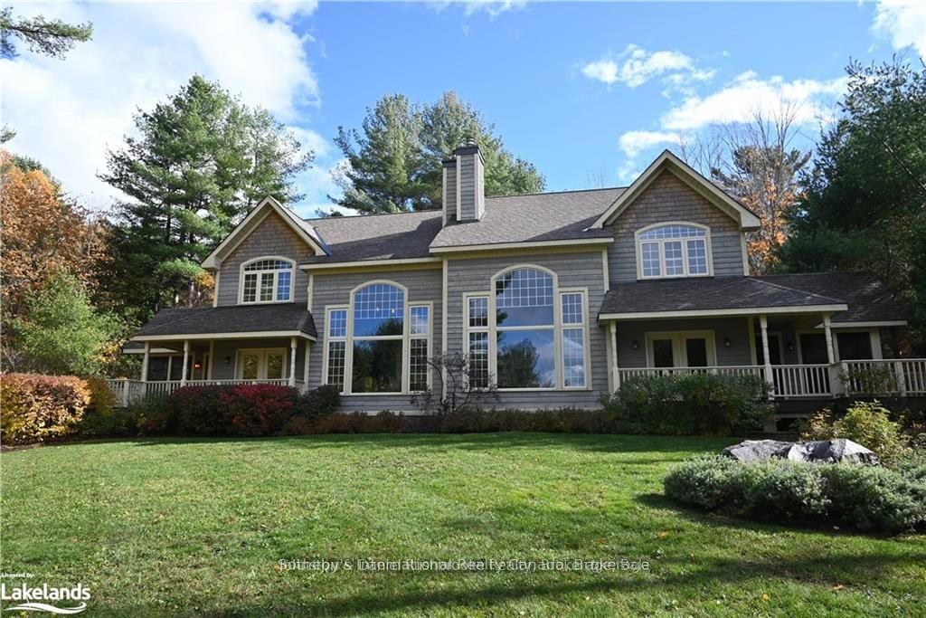 Photo 1 of 31 — 3876 Muskoka Road 118 Road W C4 W9, Muskoka Lakes, ON P0C 1A0