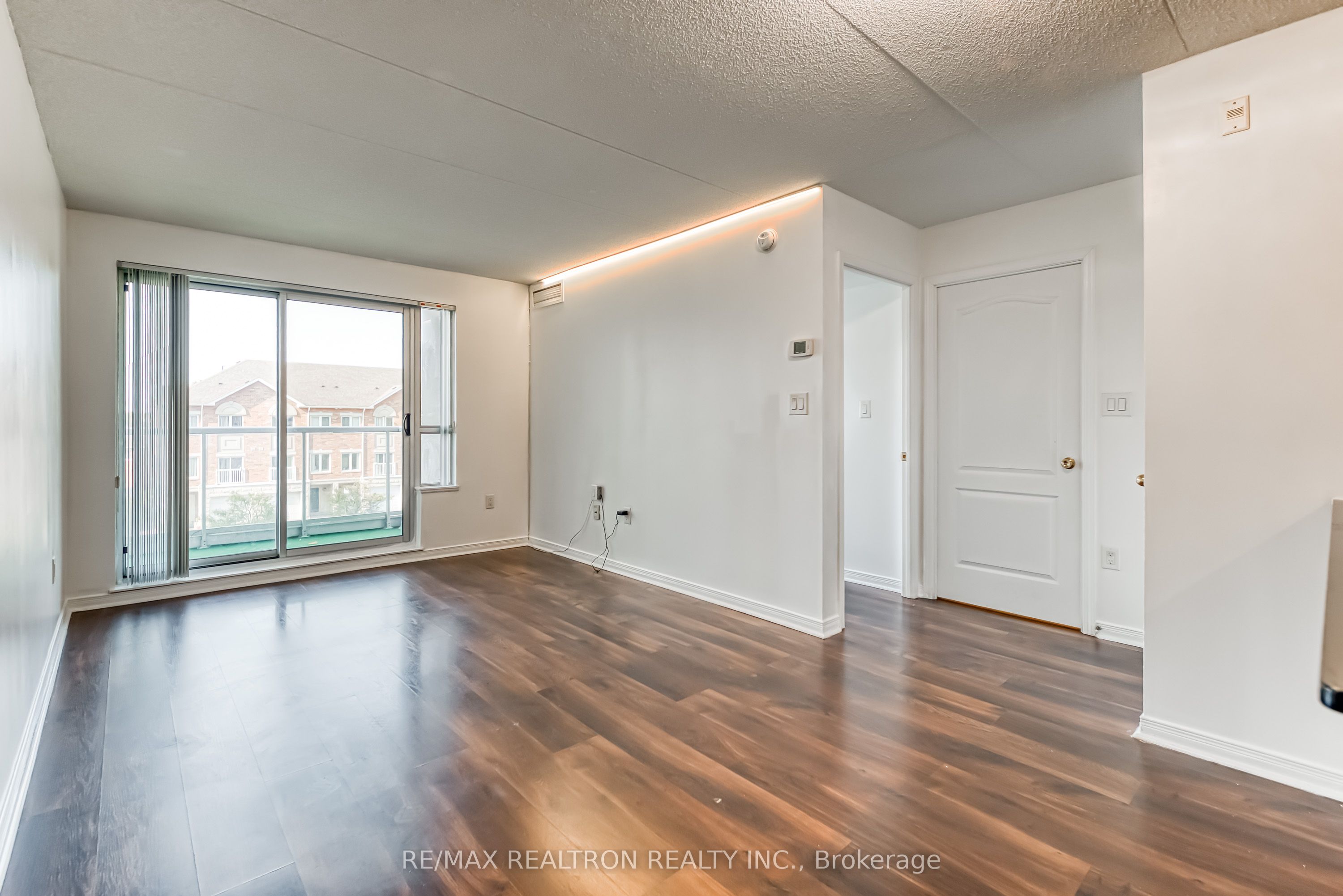 4600 Steeles Avenue E 310