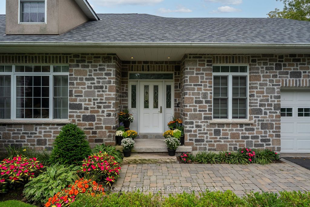 20 Gracefield Lane