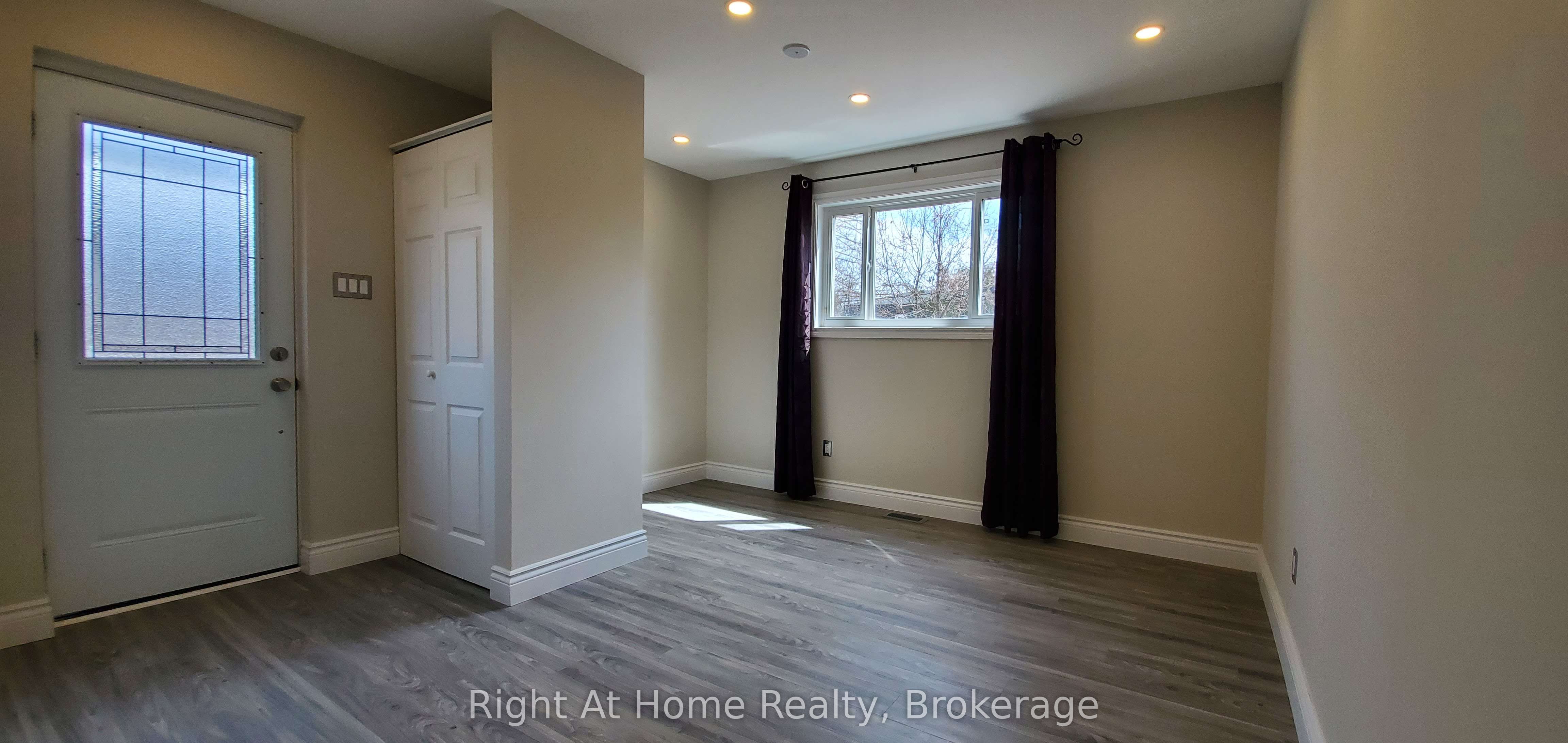 2192 BRIDGE Road Unit 2