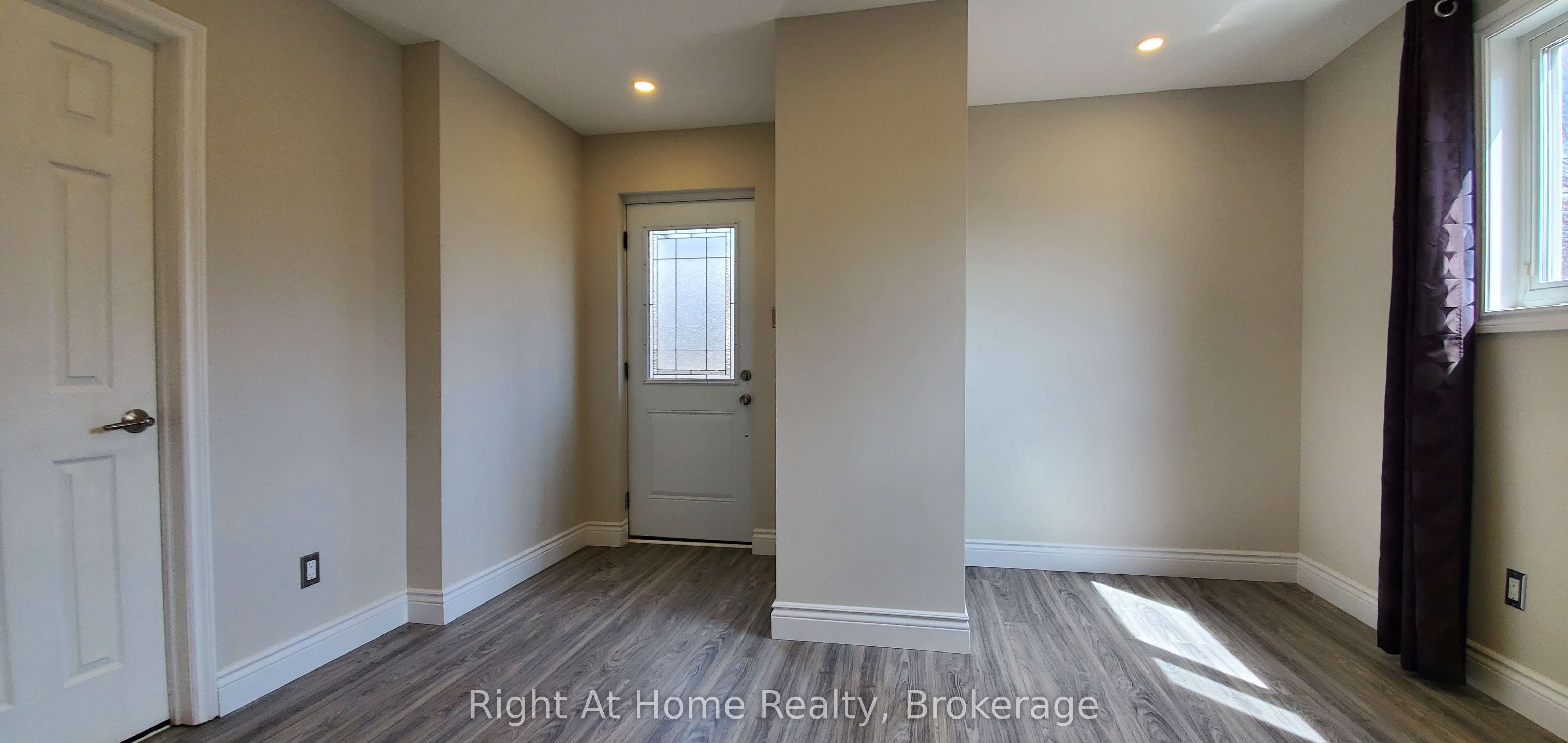 2192 BRIDGE Road Unit 2