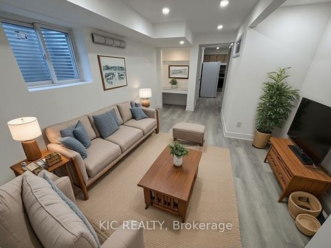 213 Equator Crescent Lower Level Vaughan ON L6A 2Y2