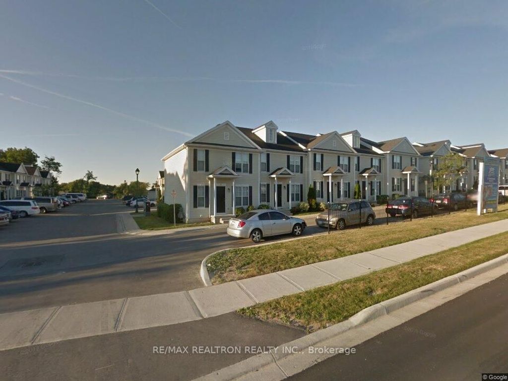 Photo of 600 SARNIA Road #18, London North, ON N6G 5N4 (MLS # X13087476)