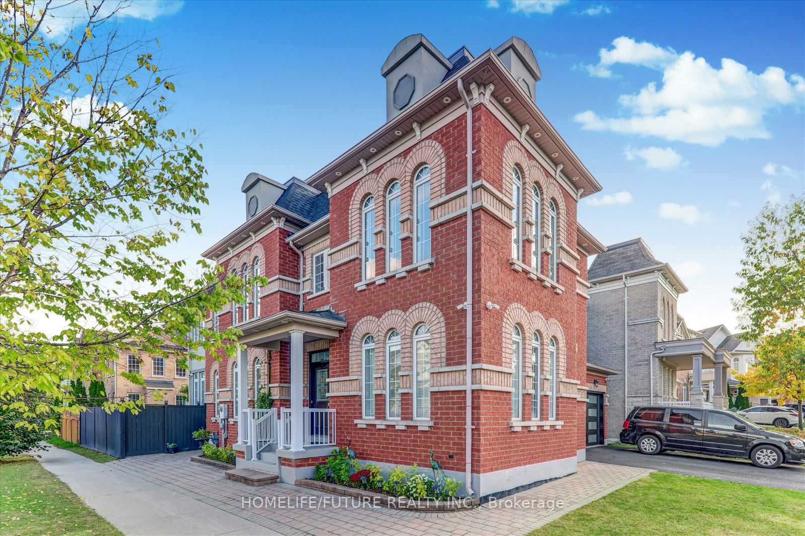 149 Stonechurch Crescent