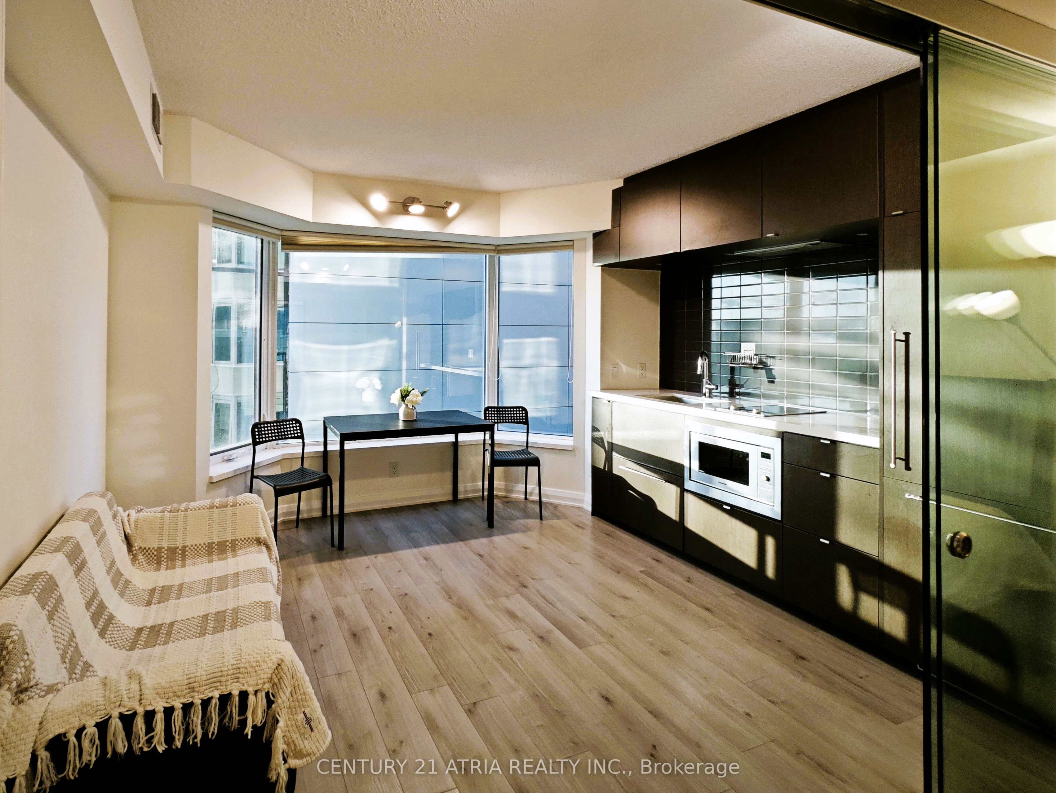 155 Yorkville Avenue 605