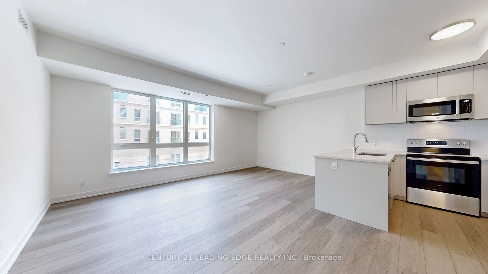 101 Cathedral High Street 224