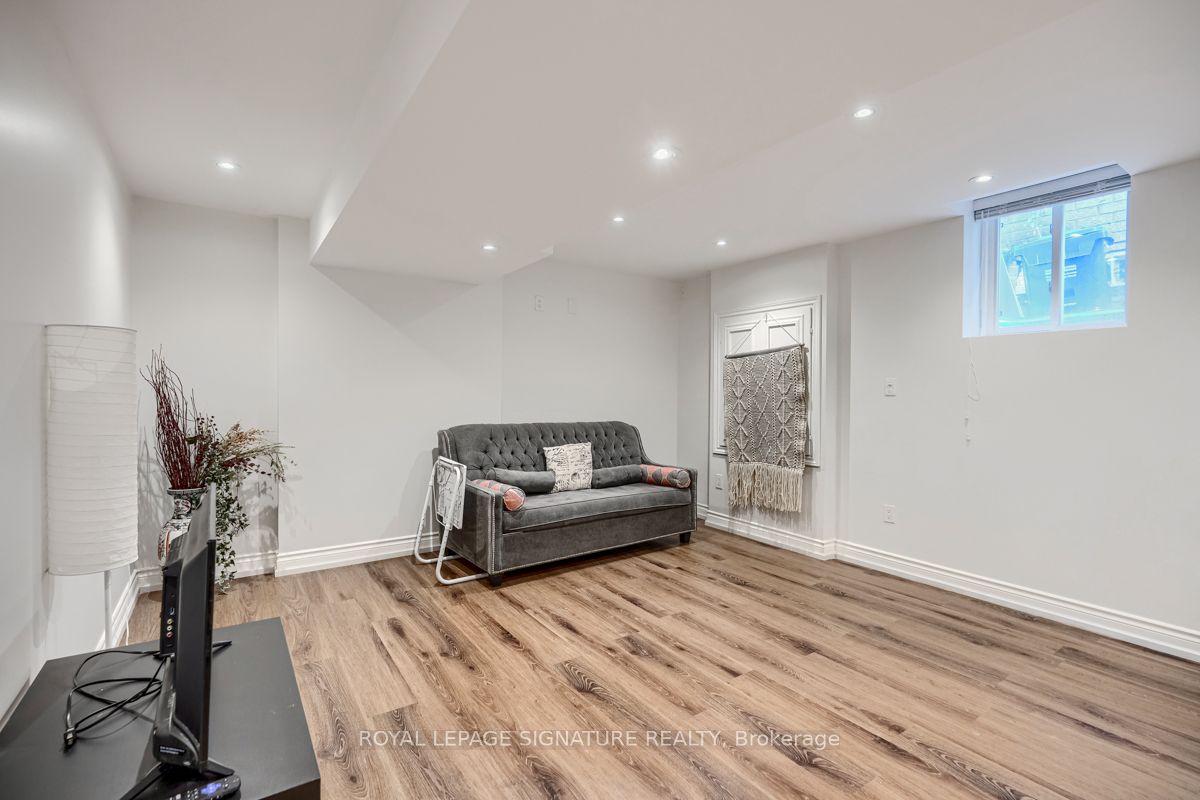 5444 Longford Drive