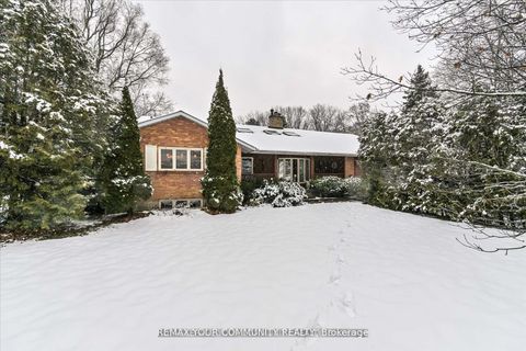 247 Harris Avenue Richmond Hill ON L4E 3M3