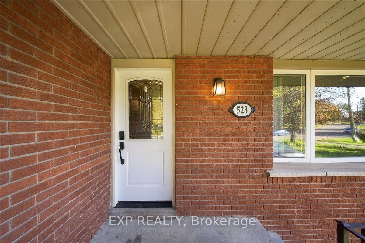 523 Brentwood Avenue