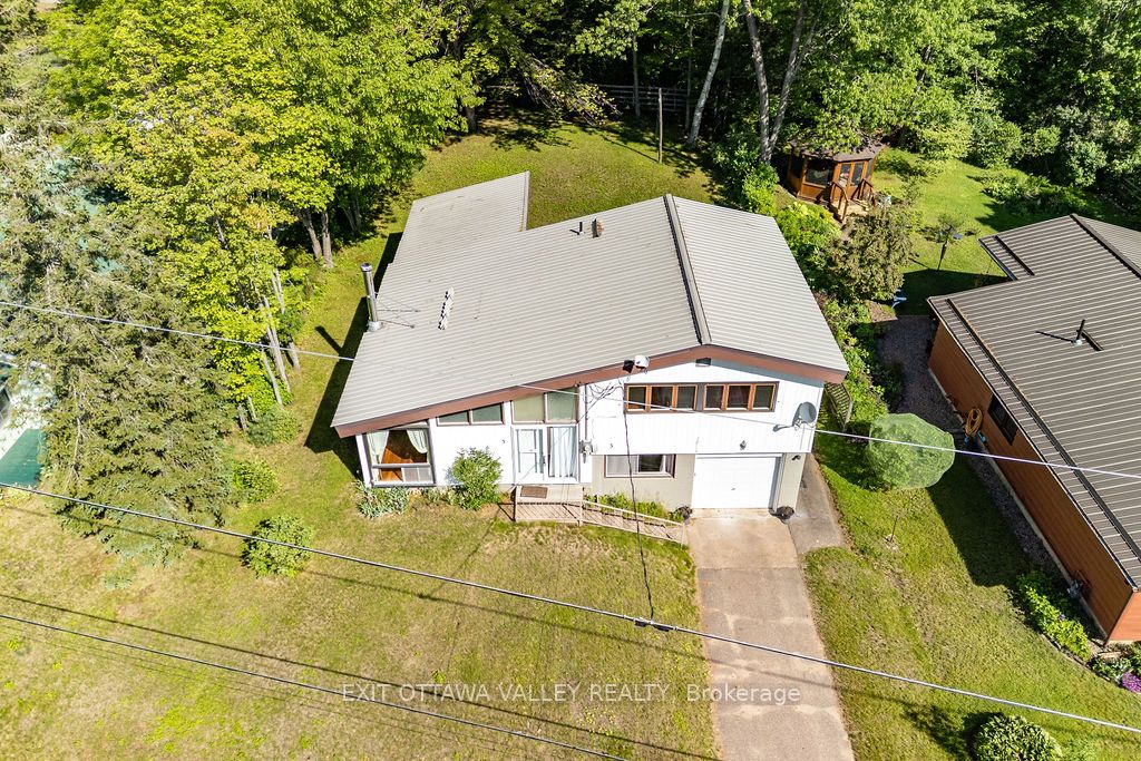 3 Newton Crescent - Photo 3