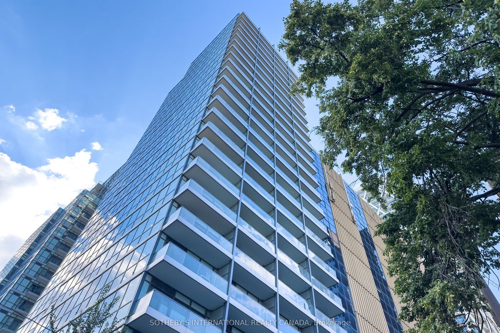 Photo of 210 Simcoe Street #1913, Toronto, ON M5T 0A9 (MLS # C13803886)