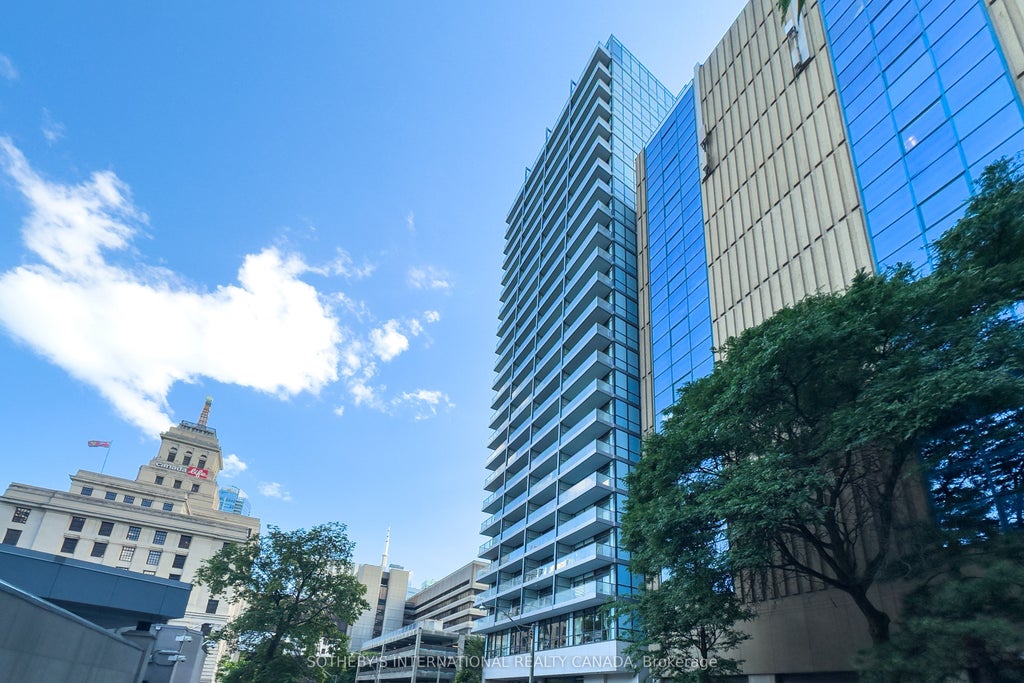 Photo of 210 Simcoe Street #1913, Toronto, ON M5T 0A9 (MLS # C13803886)