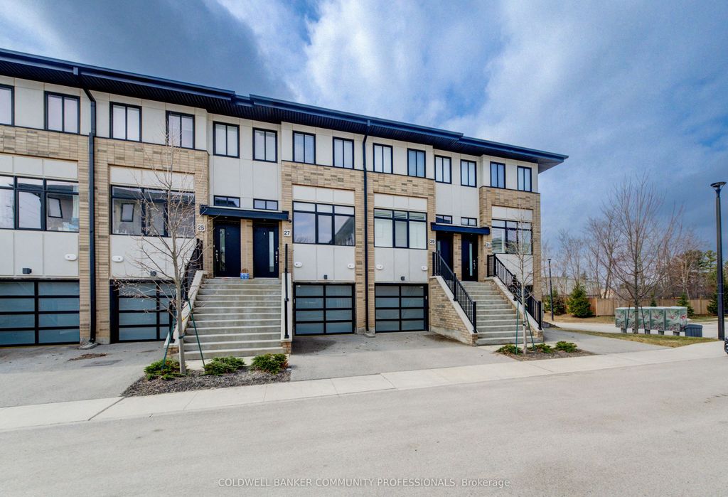 Photo of 29 Wilings Lane, Hamilton, ON L9G 0H3 (MLS # X12901294)