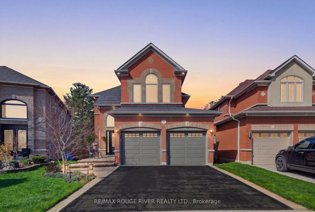 Photo of 461 Summerpark Crescent, Pickering, ON L1V 7A9 (MLS # E13114558)