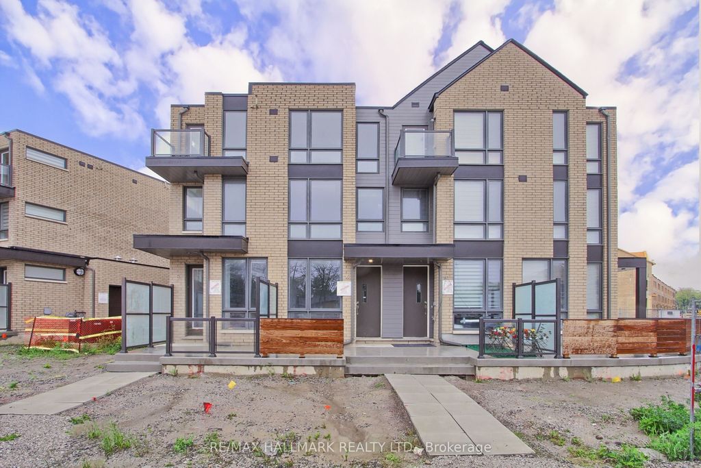 Photo of 6 Turtle Island Road, Toronto, ON M6A 2M5 (MLS # C12510284)