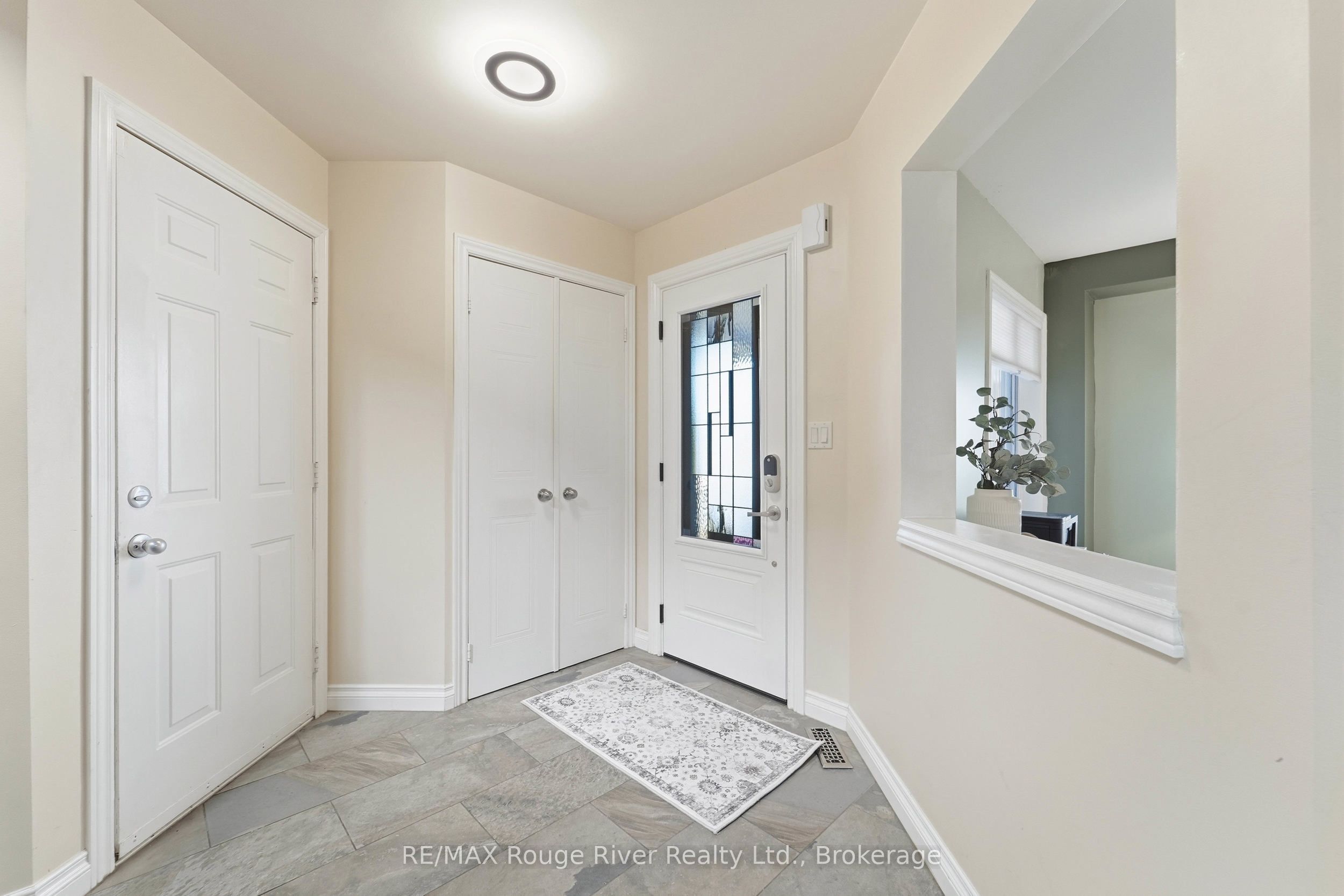 5 Iberville Road