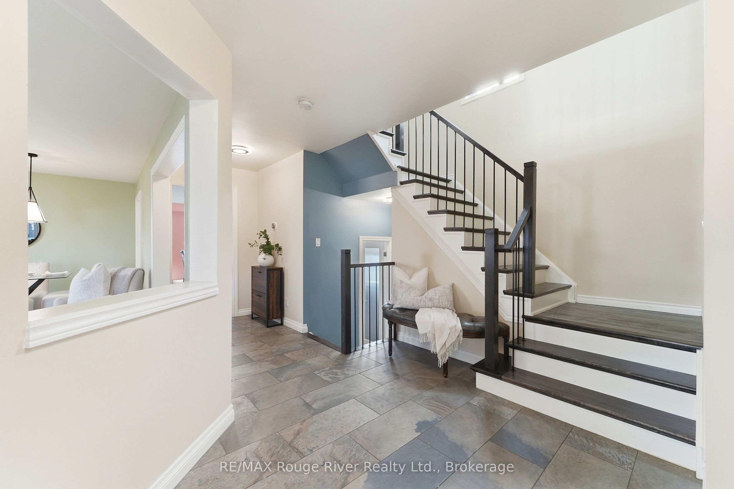 5 Iberville Road