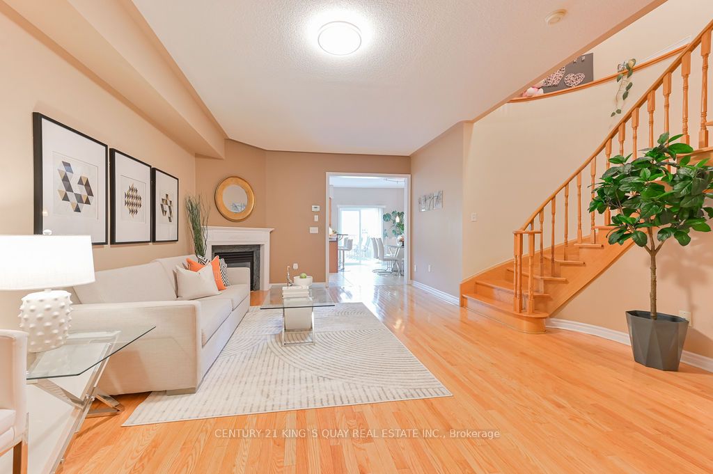83 Daniel Reaman Crescent