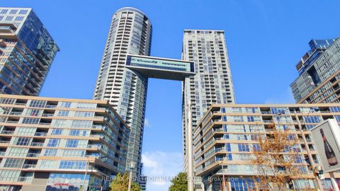 Photo of 21 Iceboat Terrace #822, Toronto, ON M5V 4A9 (MLS # C12515442)