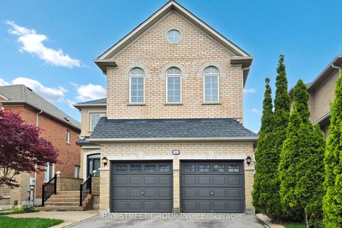 14 Jefferson Forest Drive Richmond Hill ON L4E 4H9