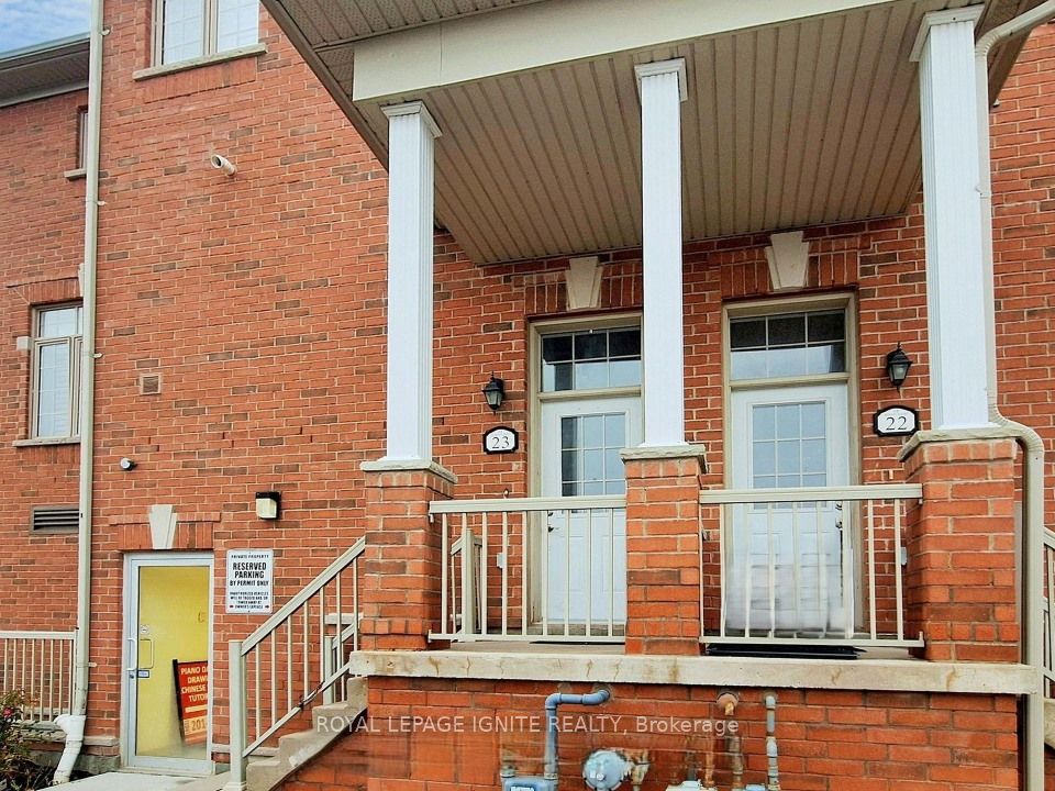 38 Greensborough Village Circle 23