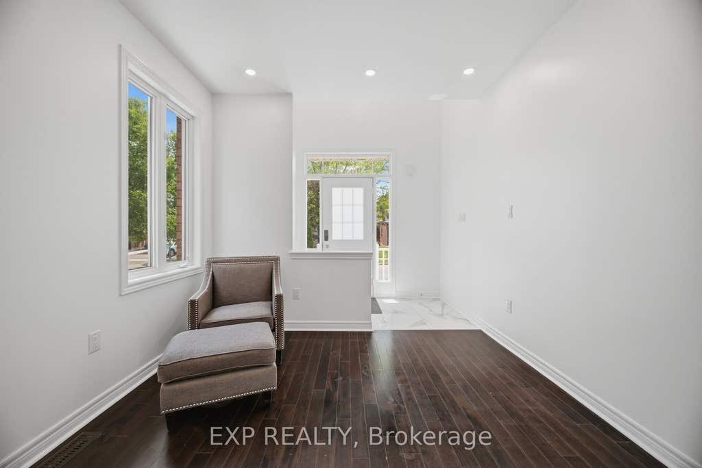 Photo of 363 Holmes Crescent, Milton, ON L9T 0T4 (MLS # W13660640)