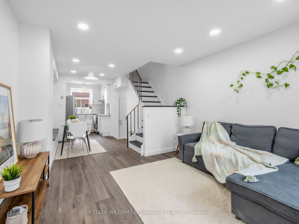 Photo of 275 Broadview Avenue #159, Toronto, ON M4M 3H5 (MLS # E13033302)