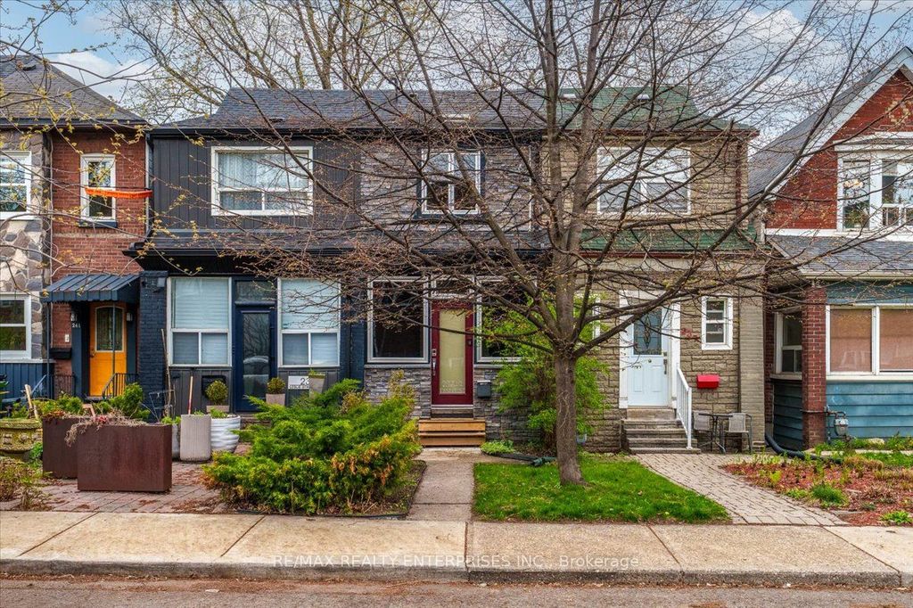 Photo of 237A Leslie Street, Toronto, ON M4M 3C8 (MLS # E13092454)