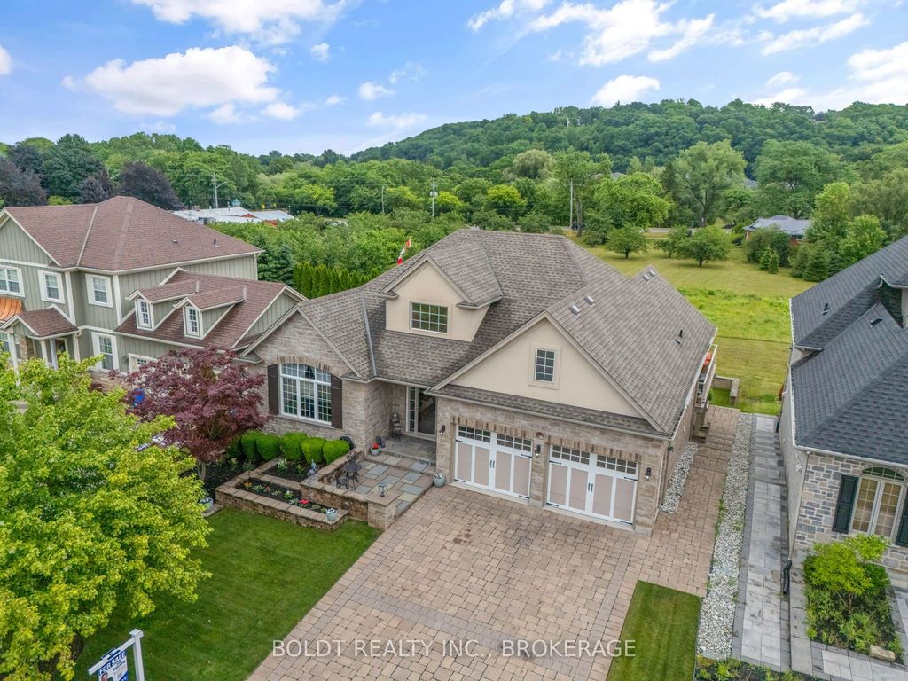 Photo of 19 Red Haven Drive, Niagara-on-the-Lake, ON L0S 1J0 (MLS # X12549076)