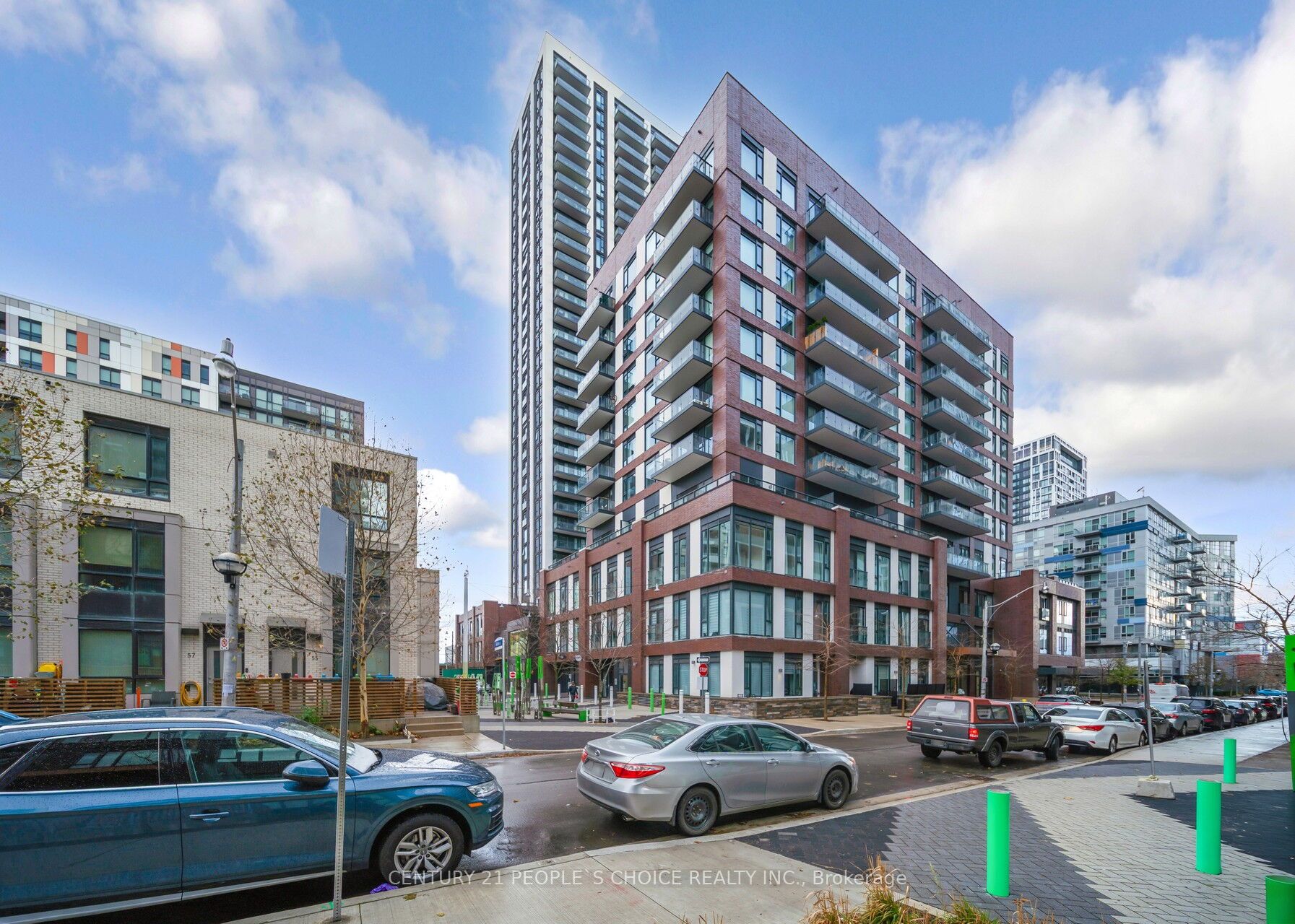 35 Tubman Avenue 323