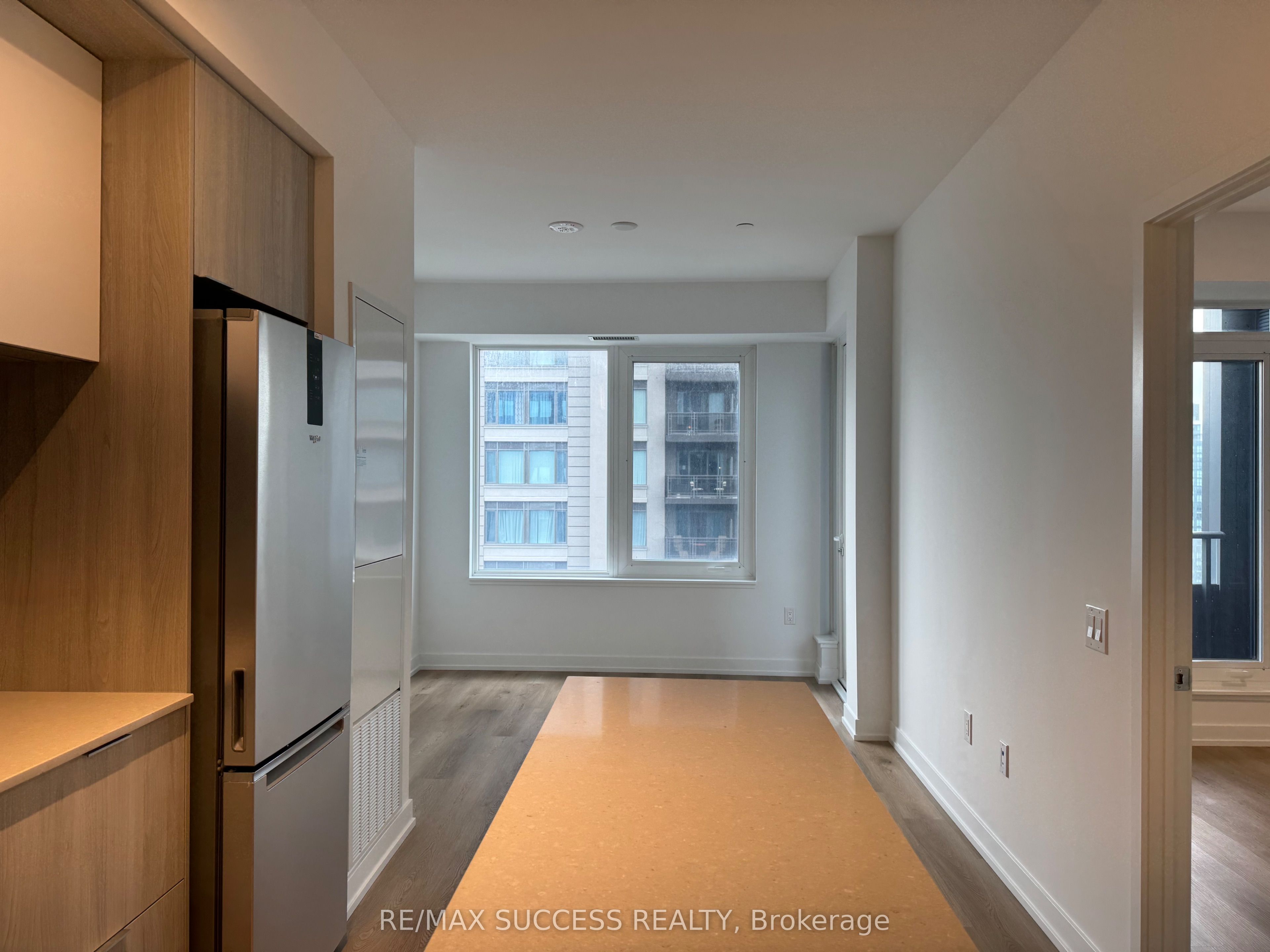 395 Square One Drive 1607