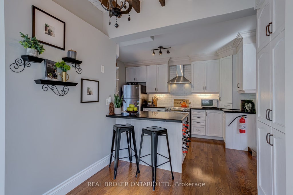 Photo of 30 Elizabeth Street S, Richmond Hill, ON L4C 3V4 (MLS # N13886772)