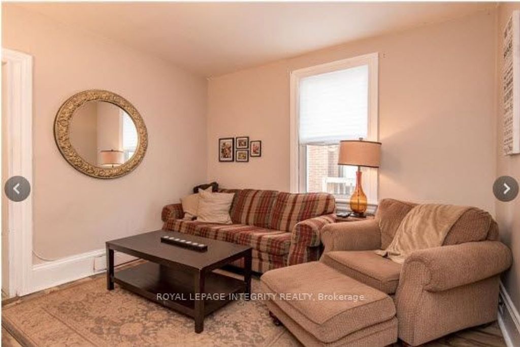 Photo of 521 CHAPEL Street, Lower Town - Sandy Hill, ON K1N 8A1 (MLS # X12472292)