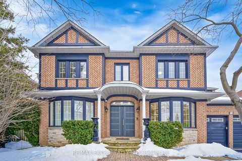 12 Moses Crescent Markham ON L6C 1S5