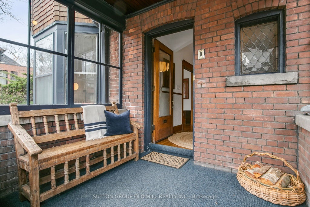 Photo of 1 Algonquin Avenue, Toronto, ON M6R 1K6 (MLS # W13756324)