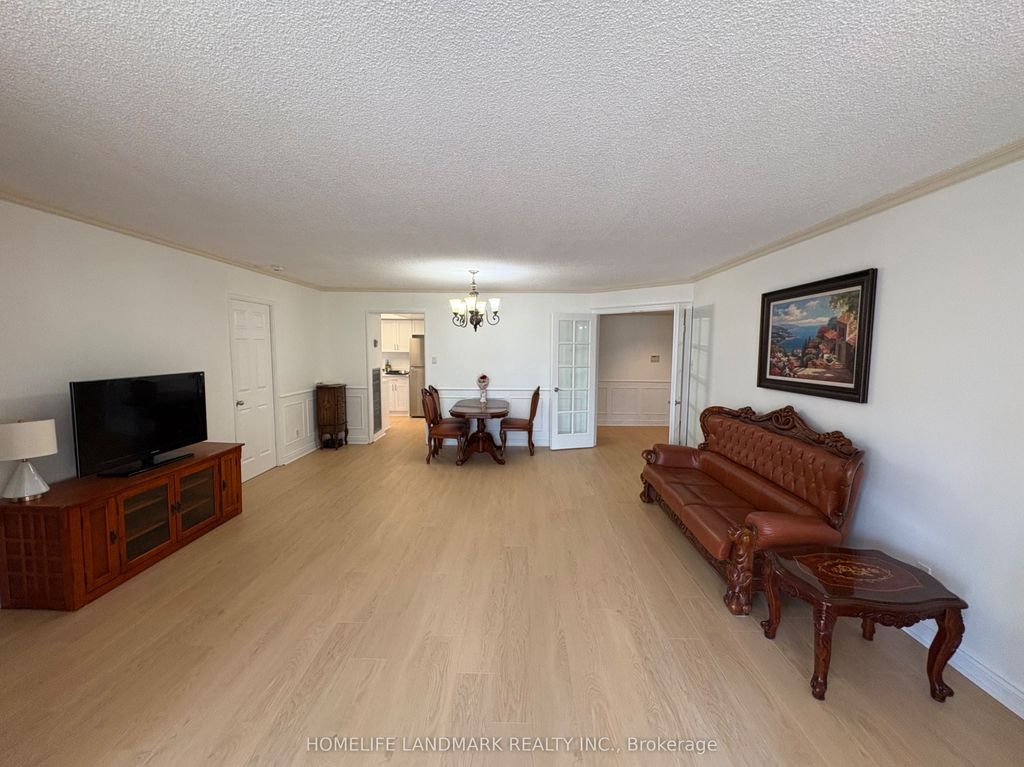 Photo of 77 Carlton Street #704, Toronto, ON M5B 2J7 (MLS # C13114340)