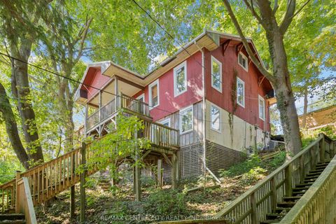 Photo of 348 Erie Street, Central Elgin, ON N5L 1E3 (MLS # X12398655)