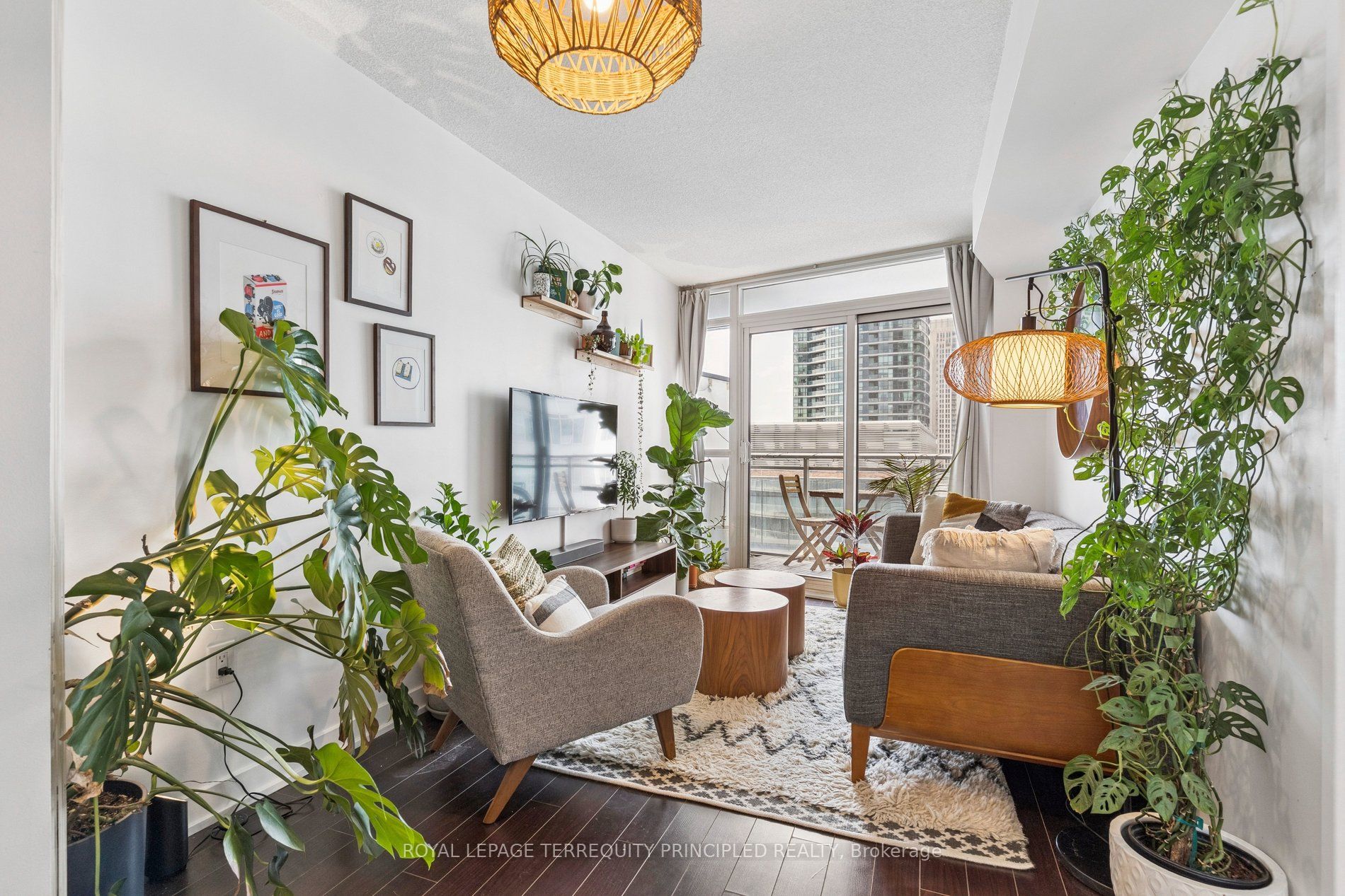 38 Dan Leckie Way 1605