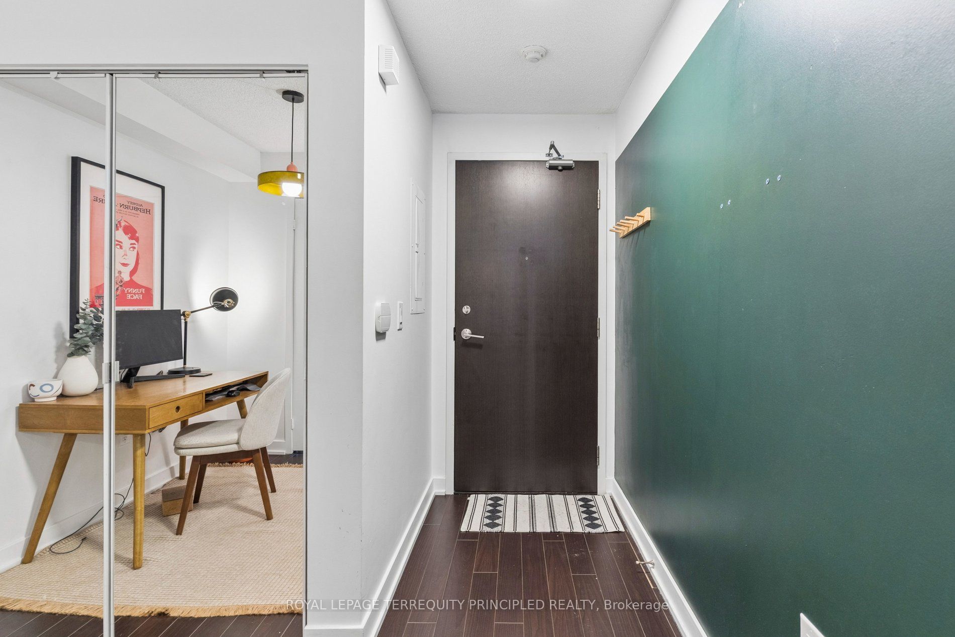 38 Dan Leckie Way 1605