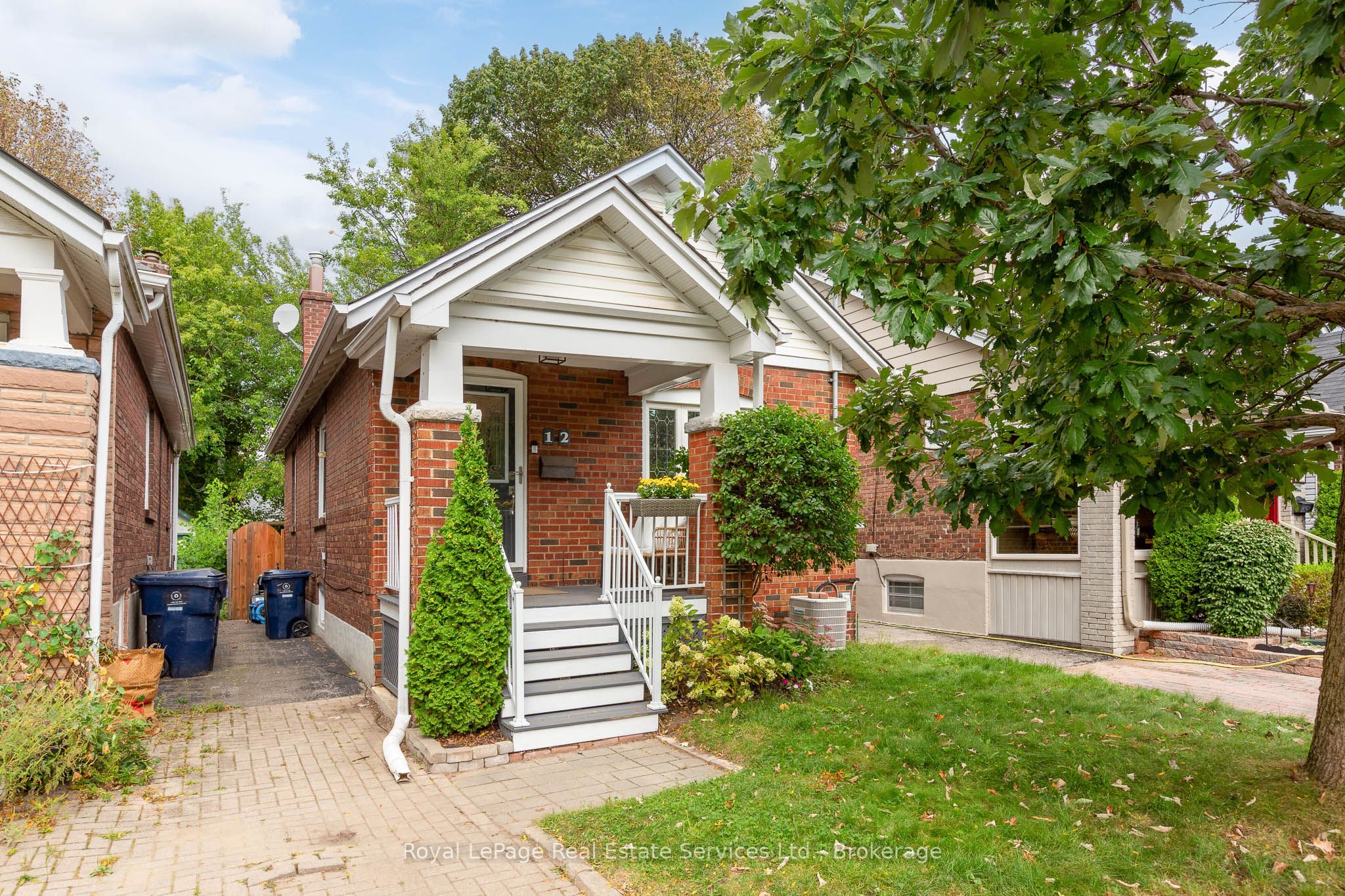 12 Newmarket Avenue