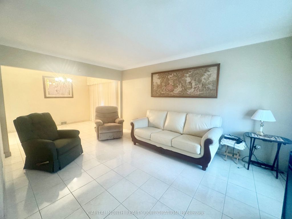Photo of 70 Beechborough Avenue, Toronto, ON M6M 1Z5 (MLS # W12425630)