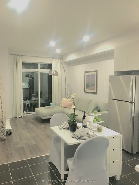 2490 Old Bronte Road 402 Oakville ON L6M 0Y5