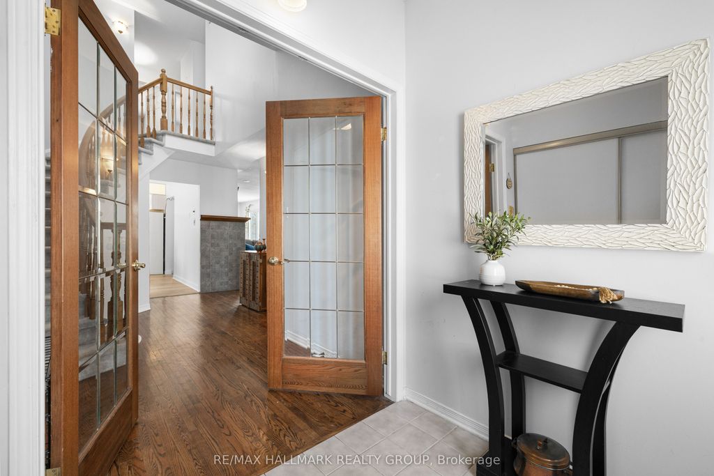 Photo of 2836 Mozart Court, Blossom Park - Airport and Area, ON K1T 2P7 (MLS # X12869050)