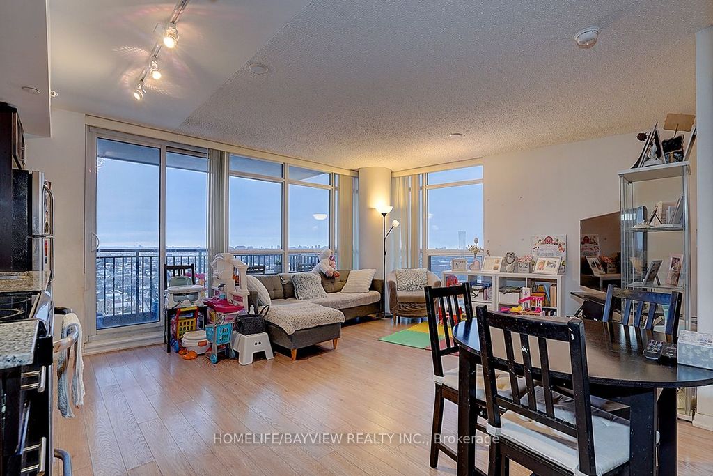 Photo of 800 Lawrence Avenue W #1723, Toronto, ON M6A 0B1 (MLS # W12371754)