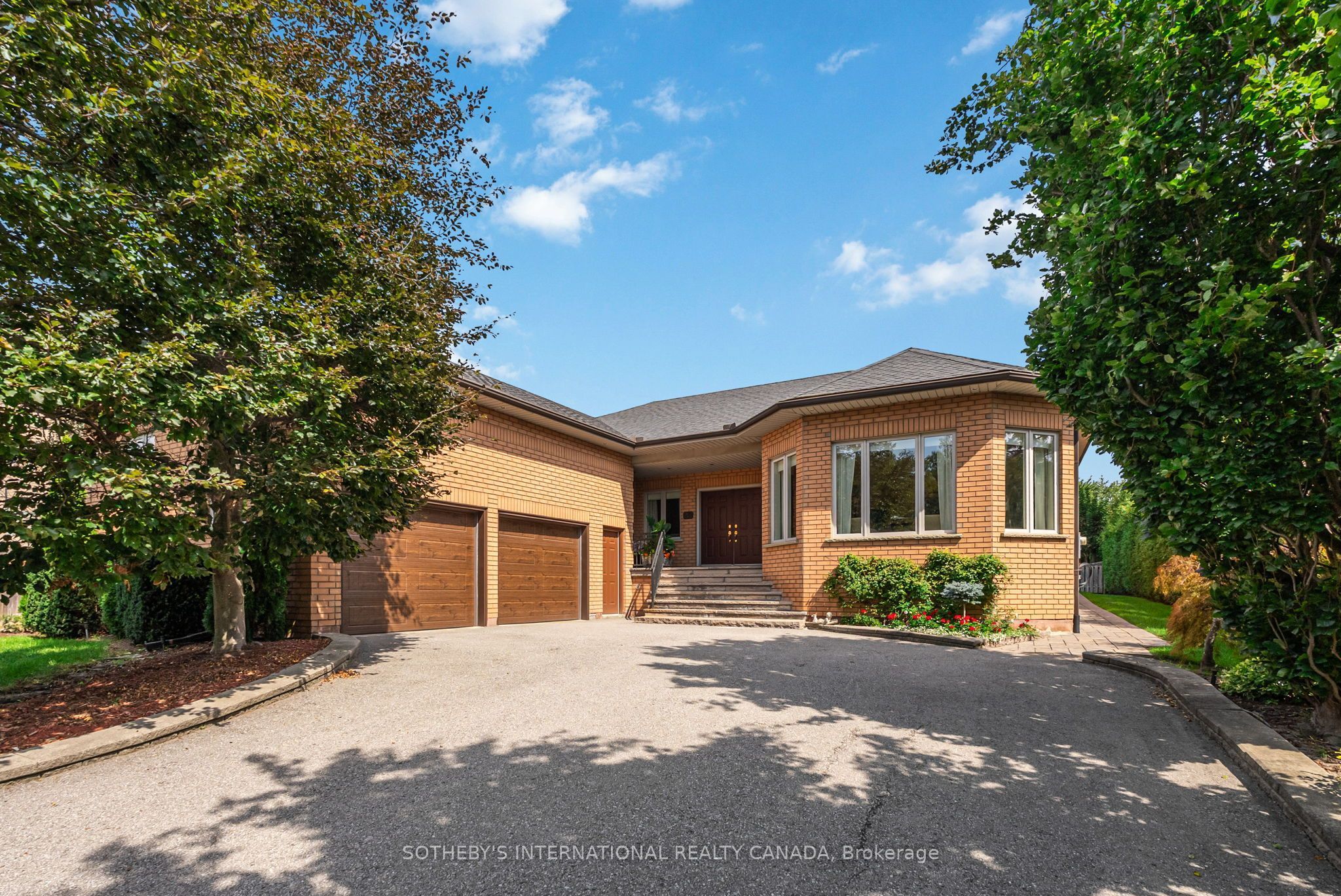 83 Burndean Court