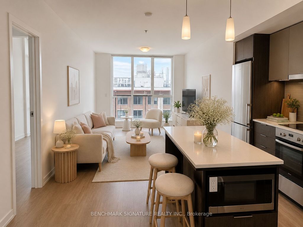 Photo of 203 College Street #606, Toronto, ON M5T 0C8 (MLS # C13138994)